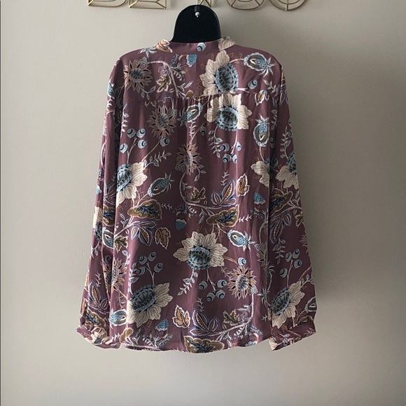 Chico's Elegant Floral Fabric in Brown and Blue - Picture 5 of 10